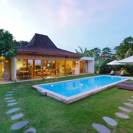 Villa Mitsouko By Optimum Bali Villas
